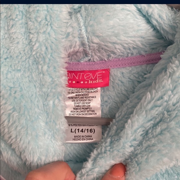 Pj set - Picture 5 of 5